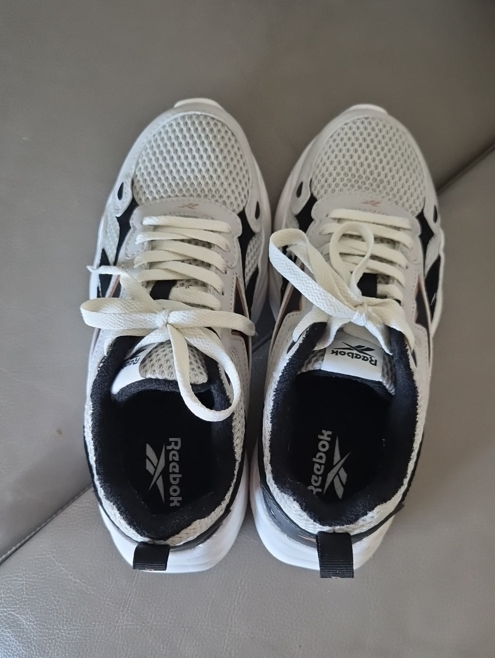 Reebok White and Black Women's Mesh Lace-Up Sneakers